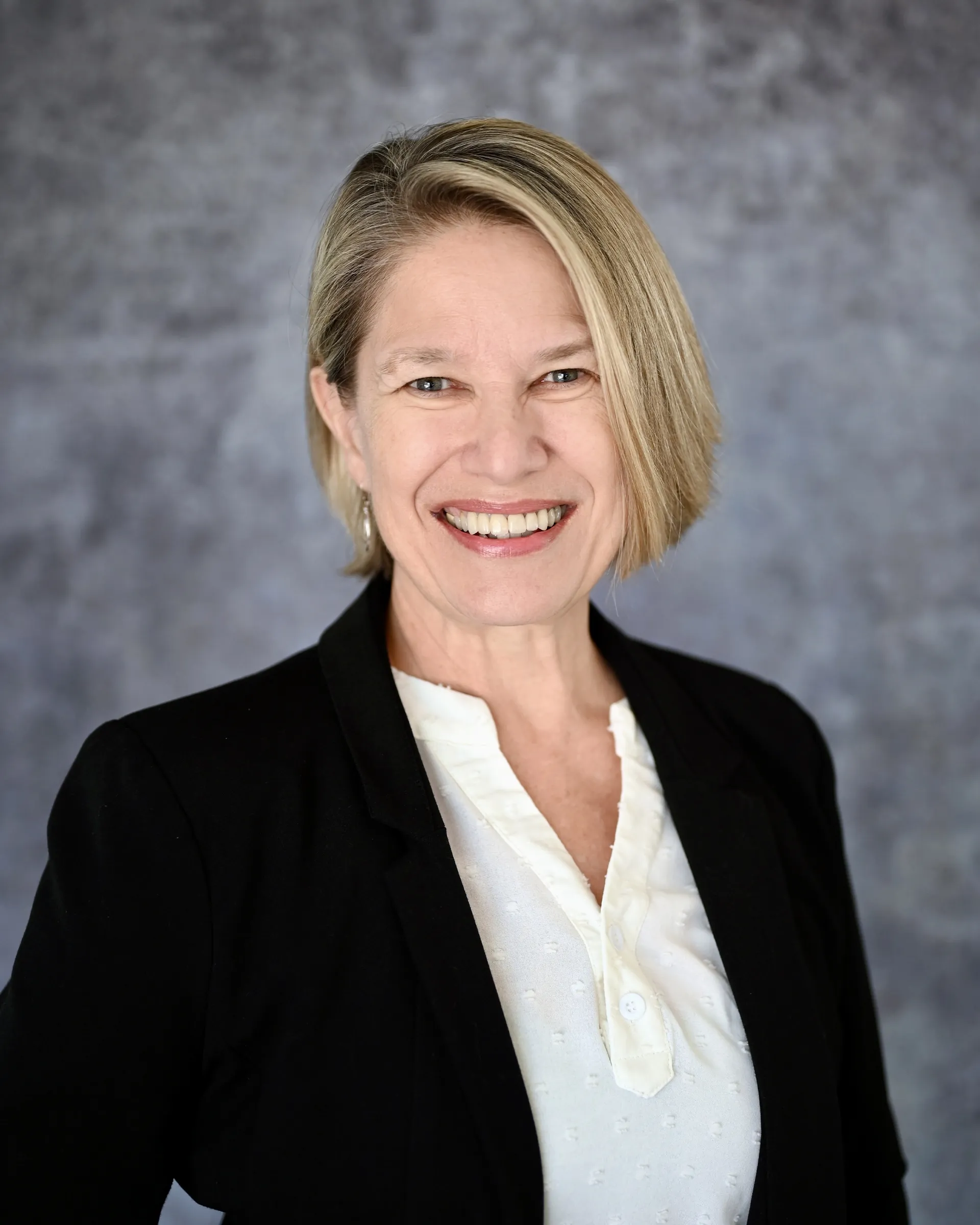 Photo of Annette Maynard